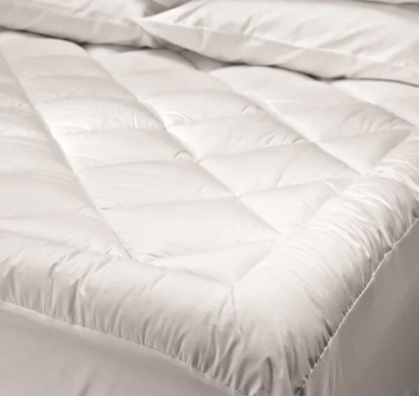 Mattress Topper Quilted Blended Top and Bottom, King 78x80, 100 GSM, Fitted Skirt